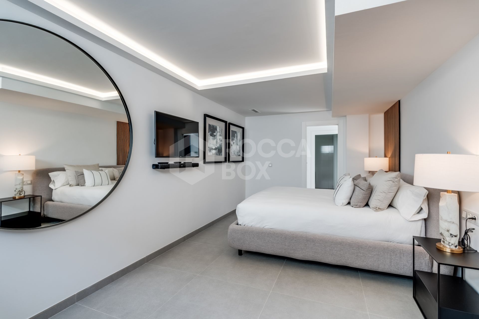 Brand new luxury Villa with private pool in Valle Romano