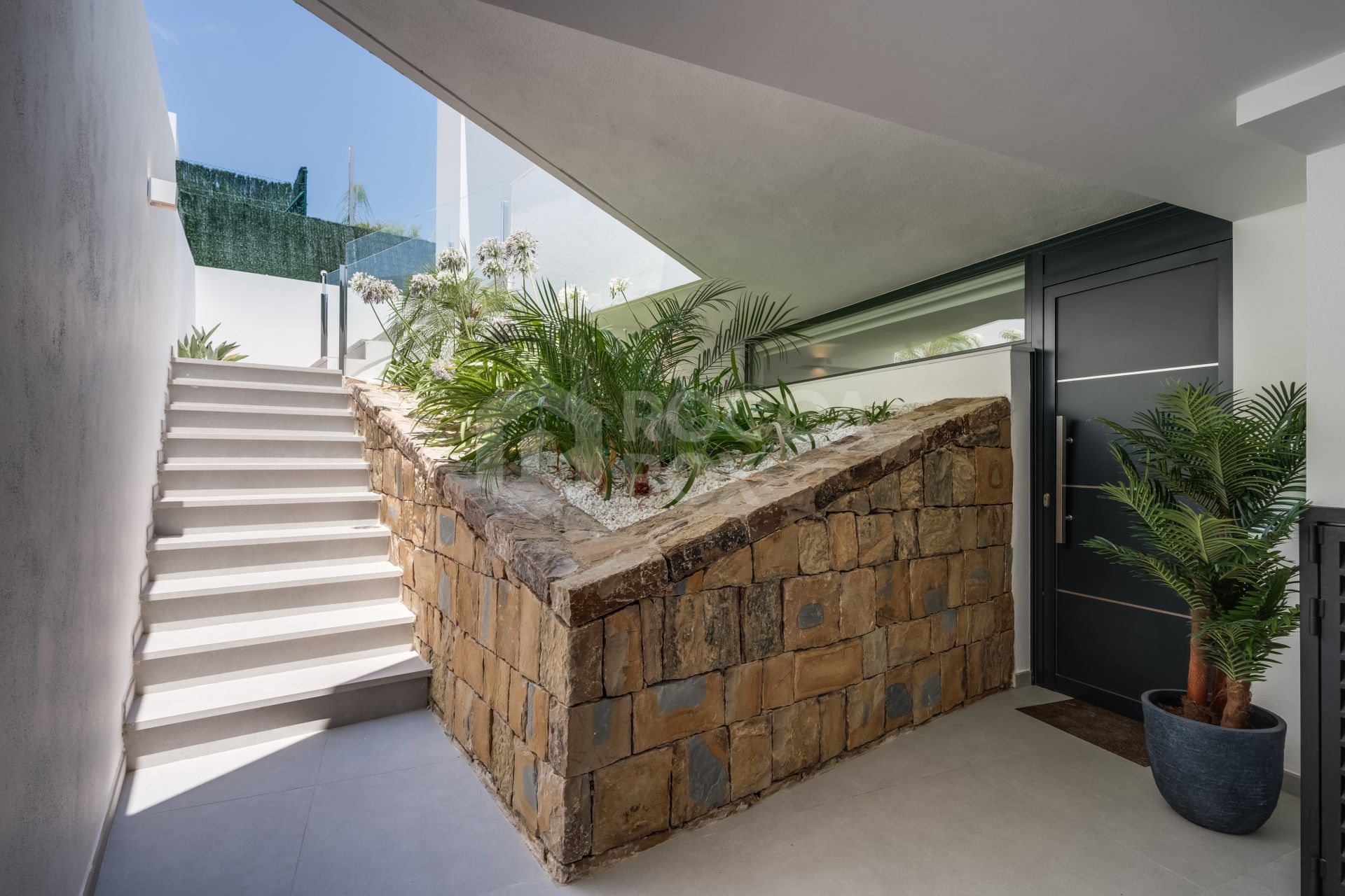 Brand new luxury Villa with private pool in Valle Romano