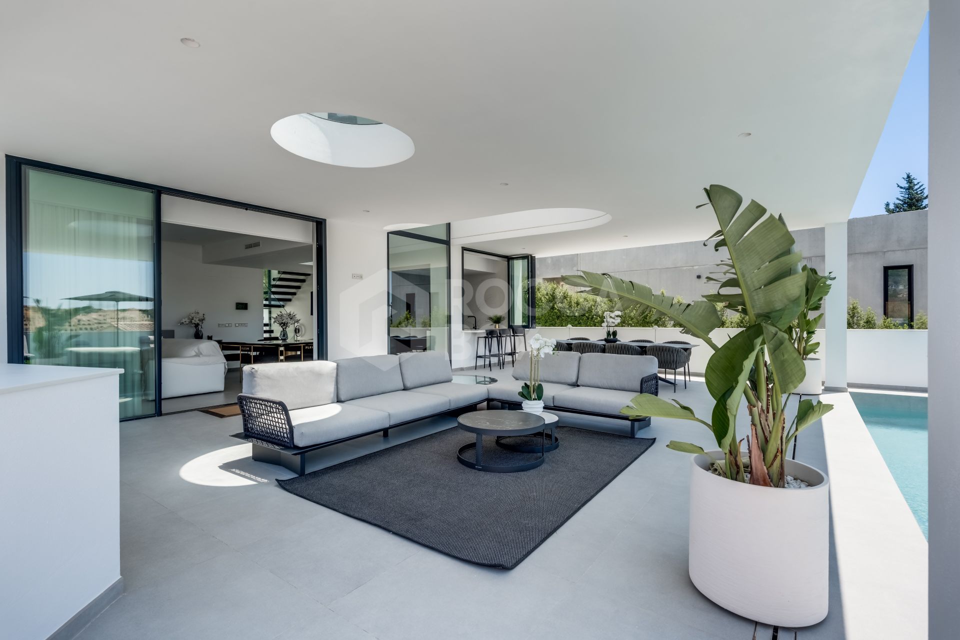 Brand new luxury Villa with private pool in Valle Romano