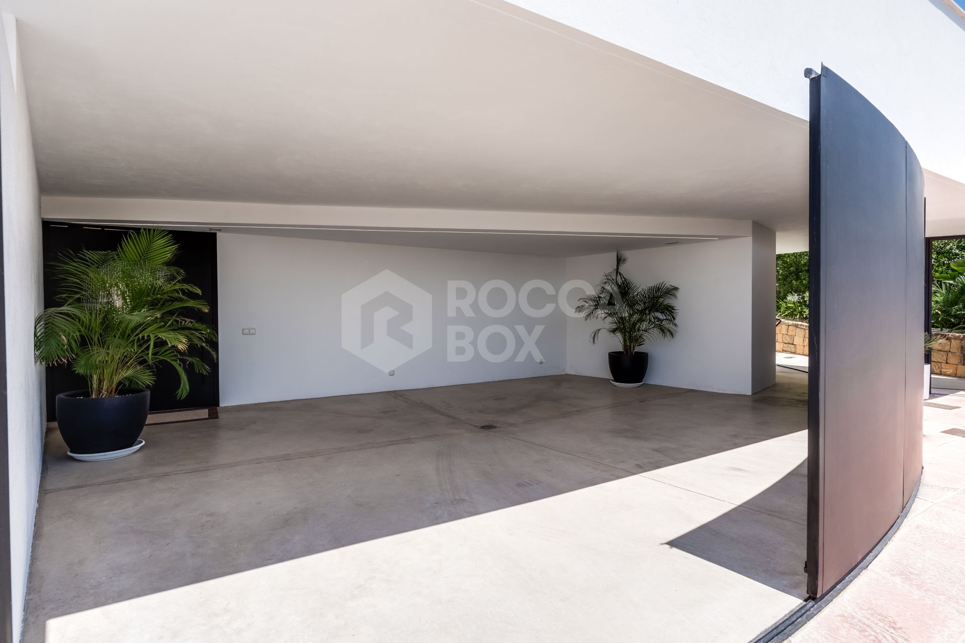 Brand new luxury Villa with private pool in Valle Romano