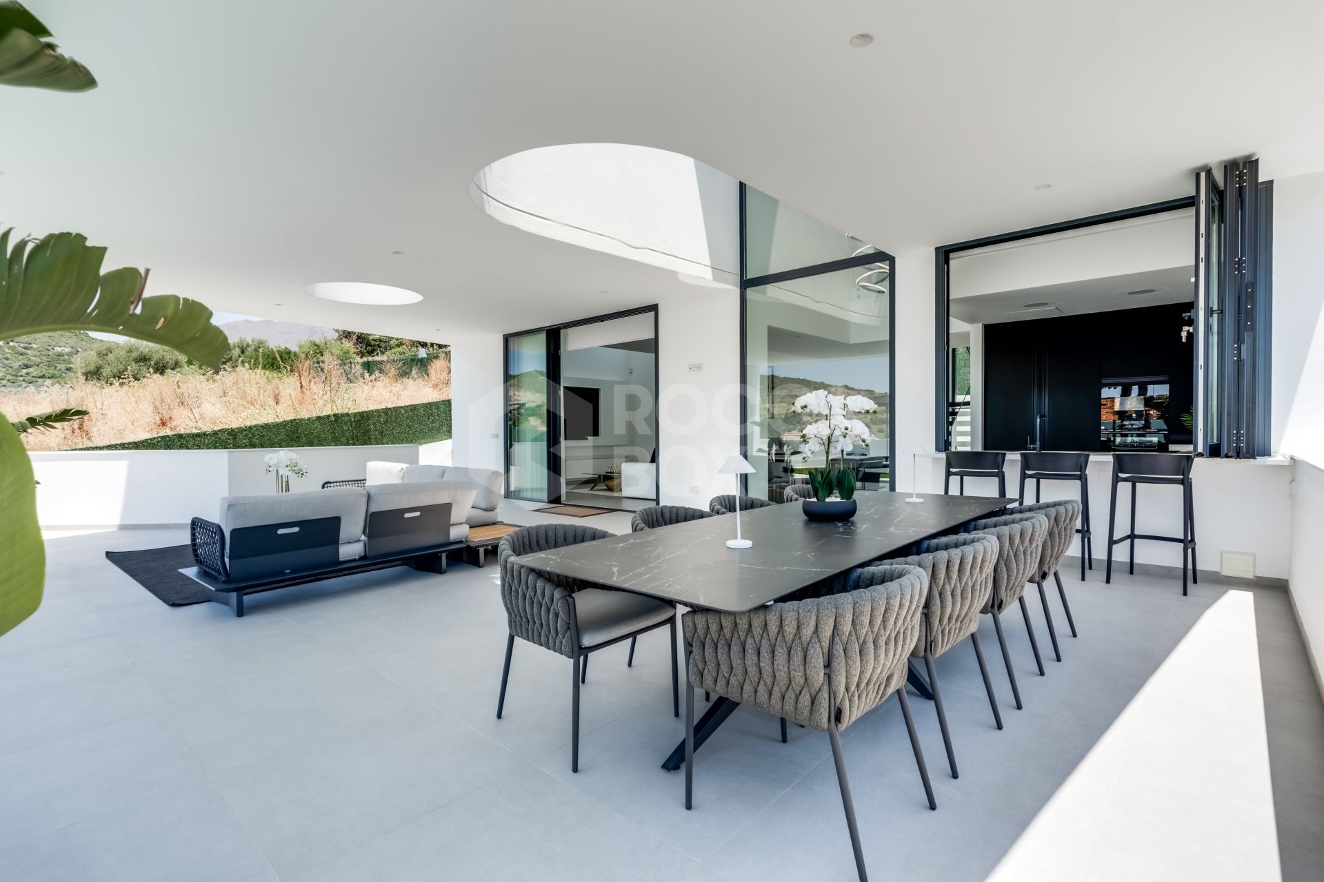 Brand new luxury Villa with private pool in Valle Romano