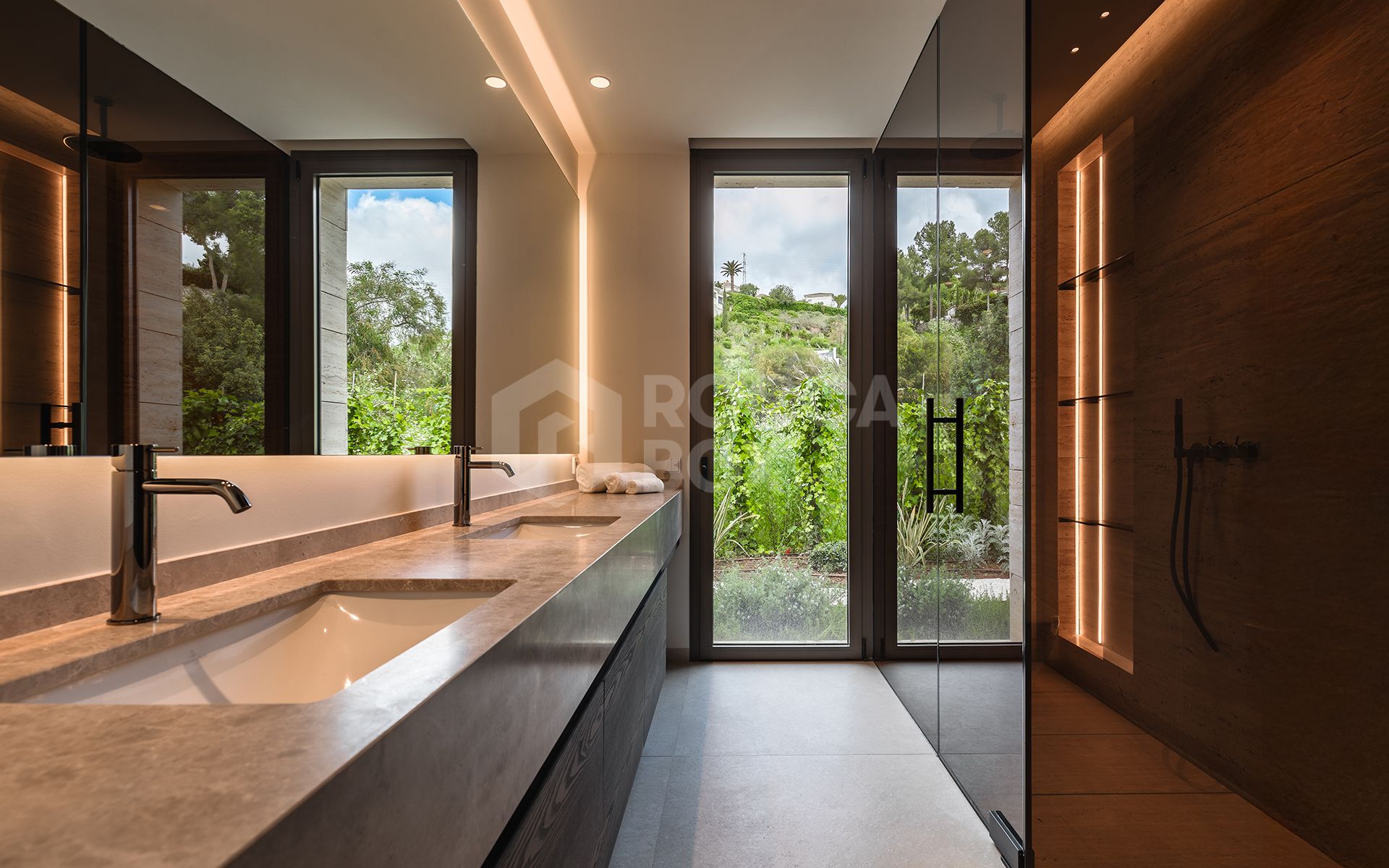 New Construction Luxury Villa with Panoramic Views and Wellness Area