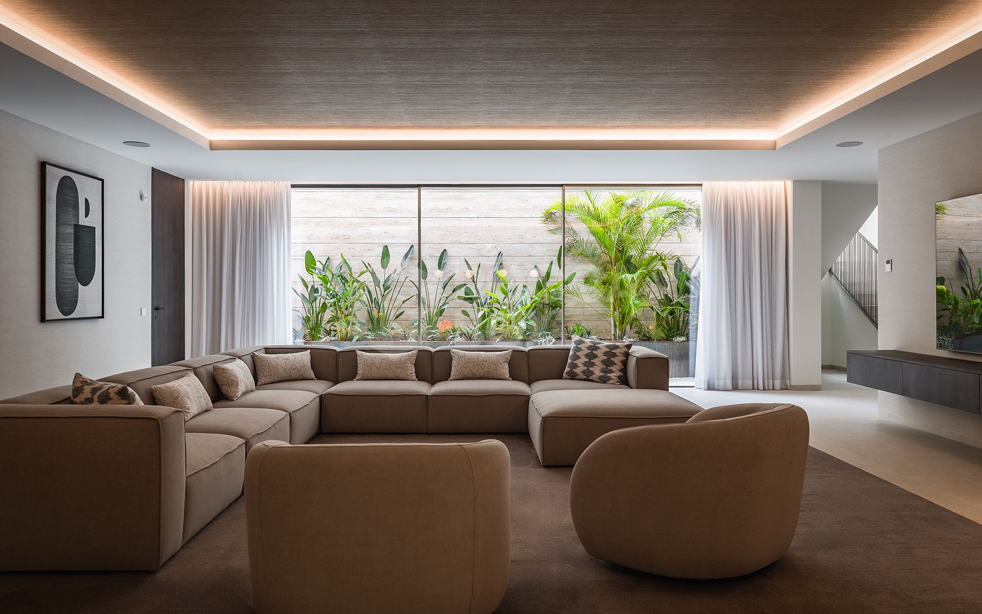 New Construction Luxury Villa with Panoramic Views and Wellness Area