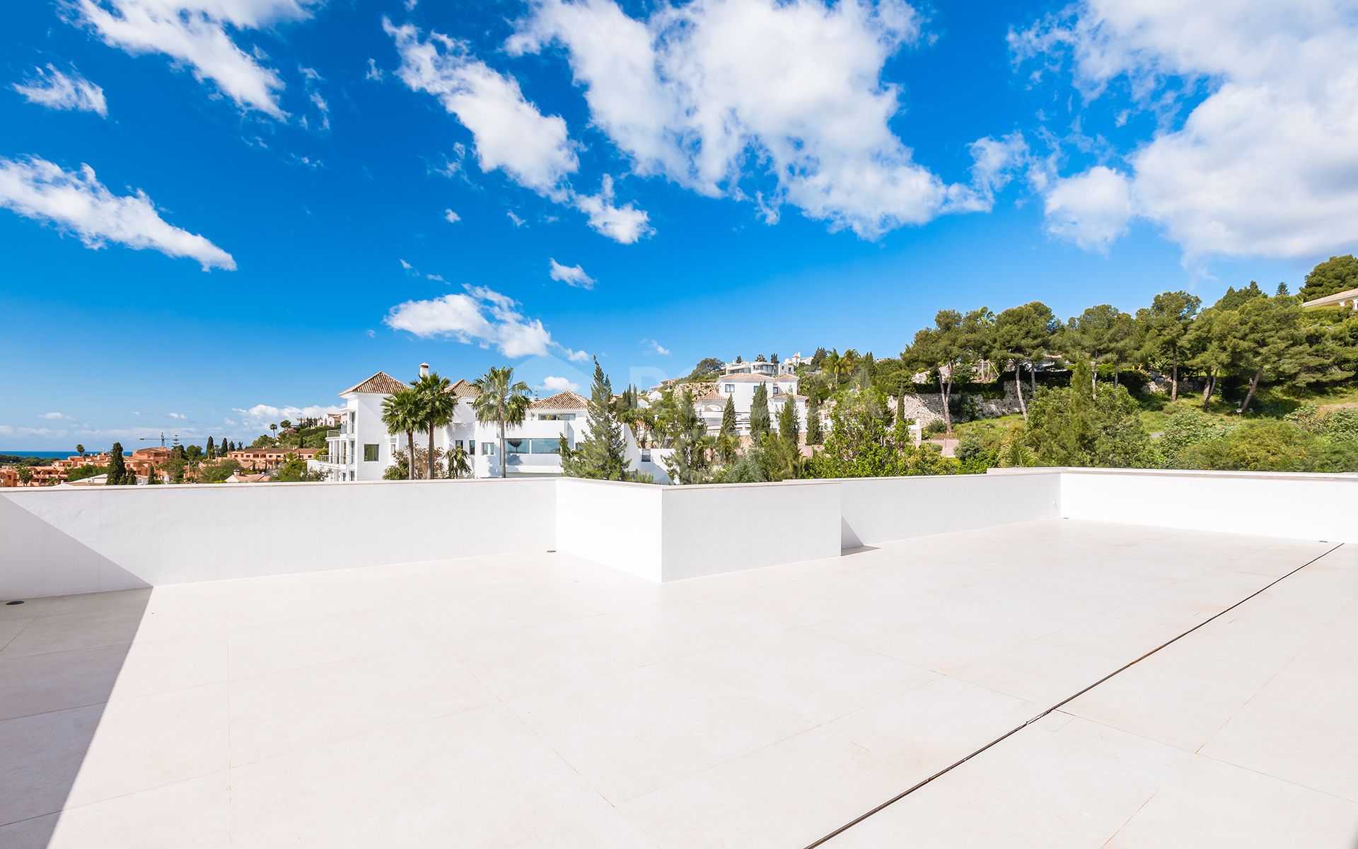 New Construction Luxury Villa with Panoramic Views and Wellness Area