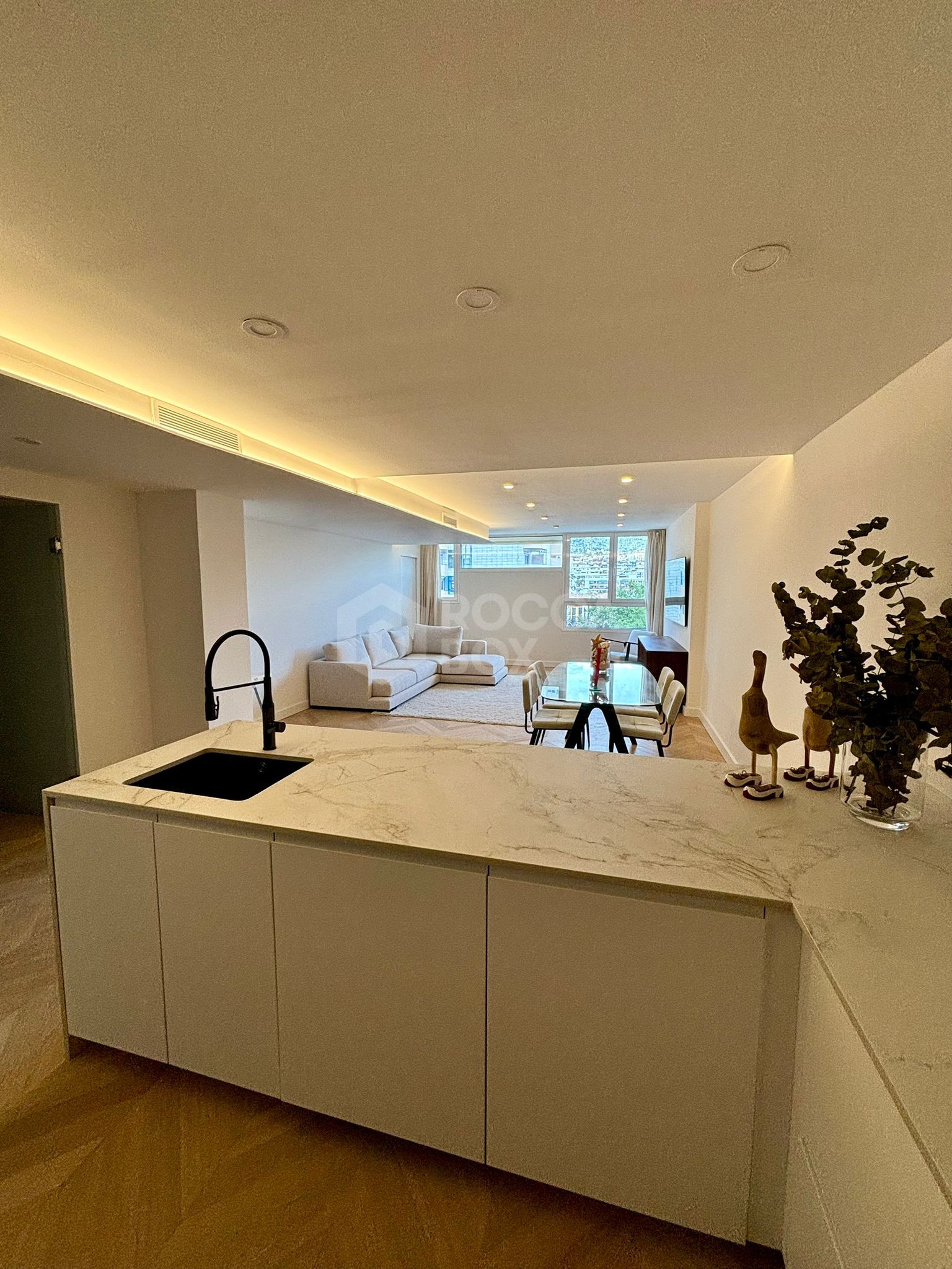 Modern apartment in the heart of Marbella.