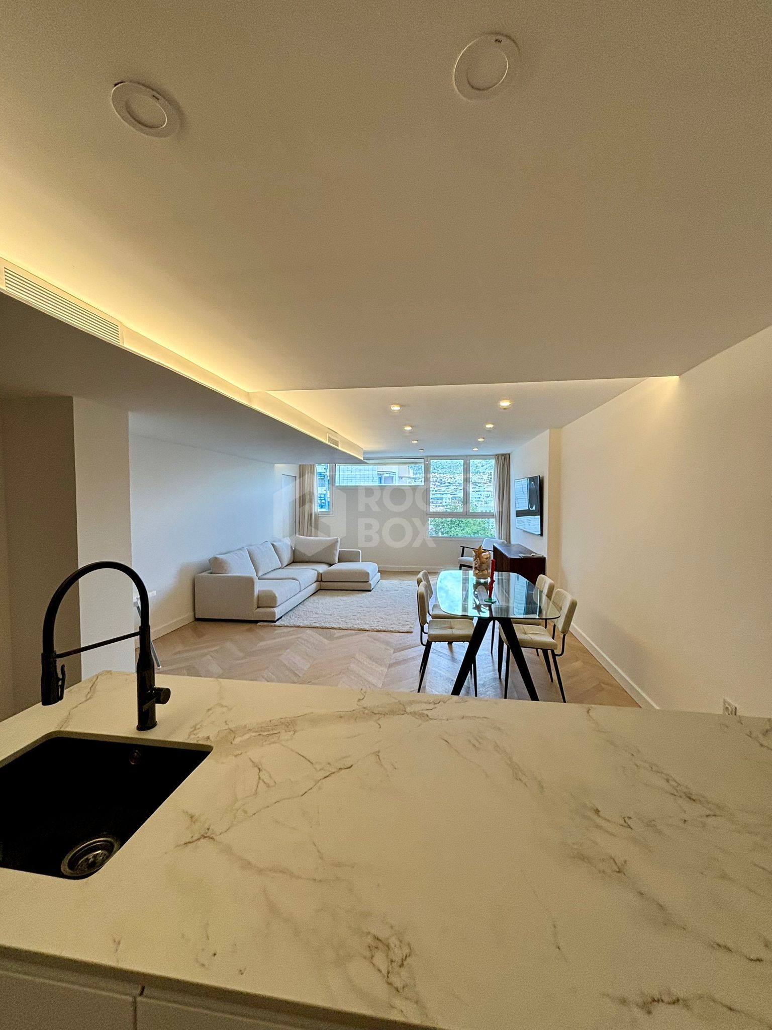 Modern apartment in the heart of Marbella.