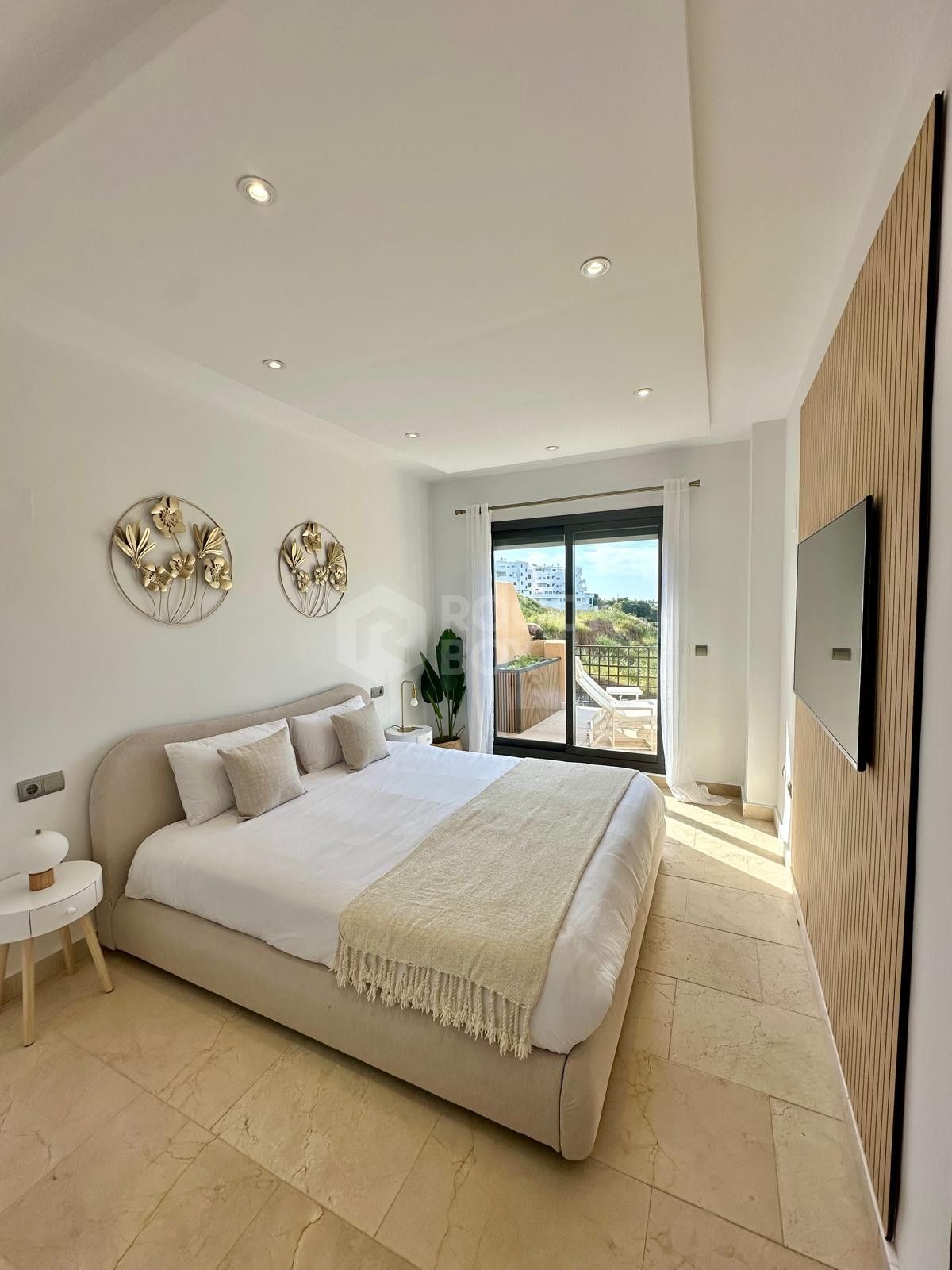 Bright 2 bedroom Apartment in La Resina Golf