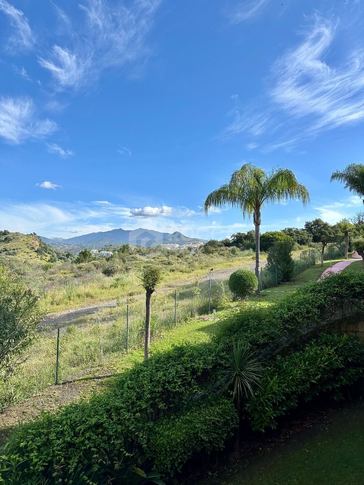 Bright 2 bedroom Apartment in La Resina Golf