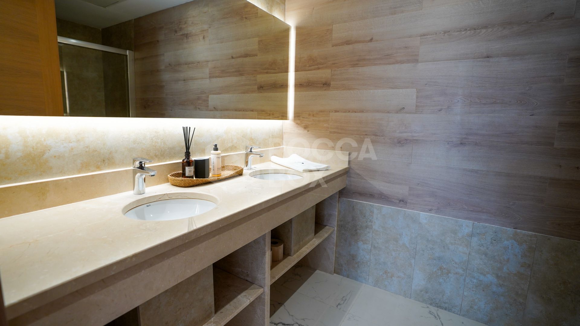 Long-term rental 2-bedroom apartment with large terrace, new construction.