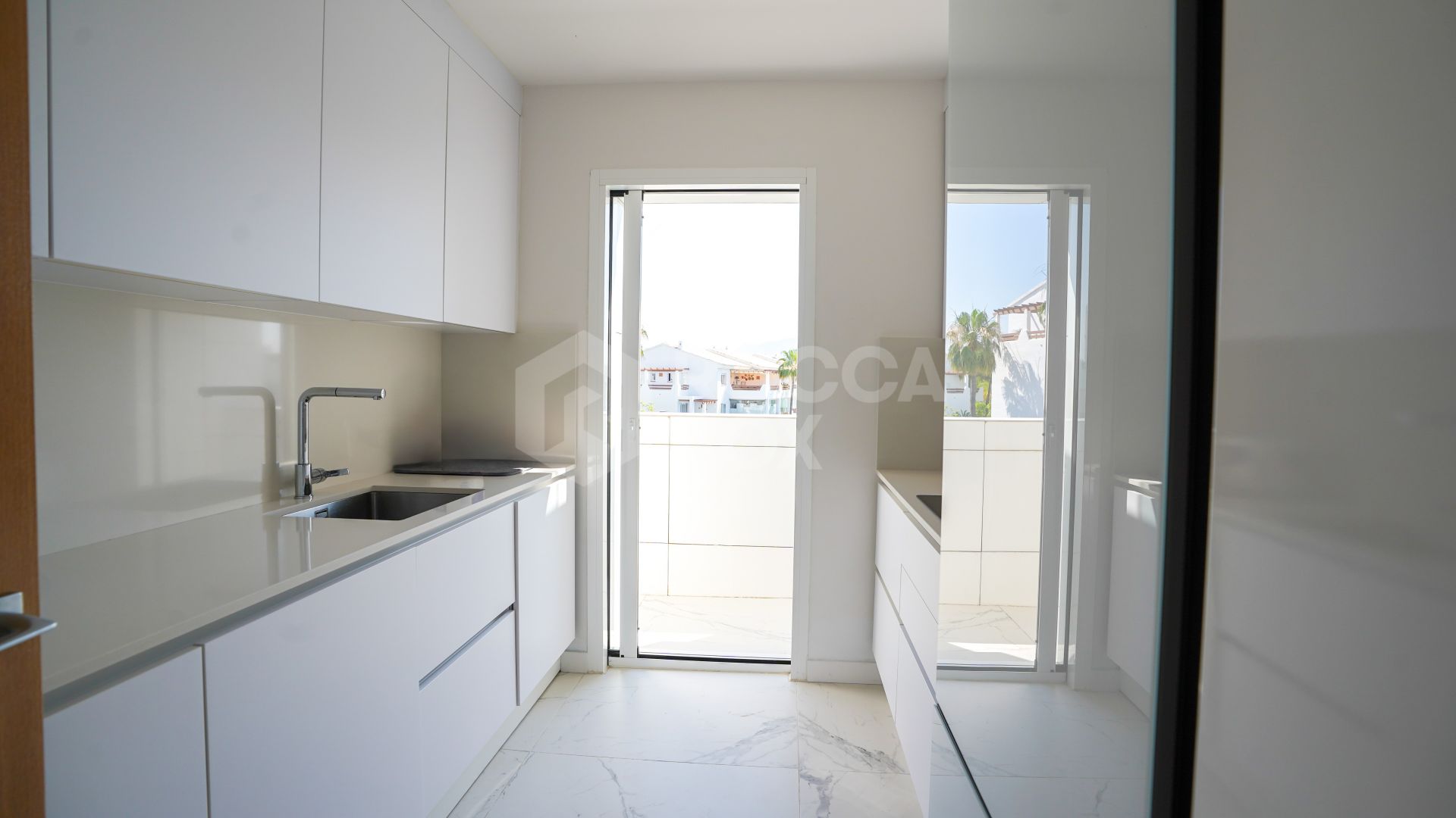 Long-term rental 2-bedroom apartment with large terrace, new construction.