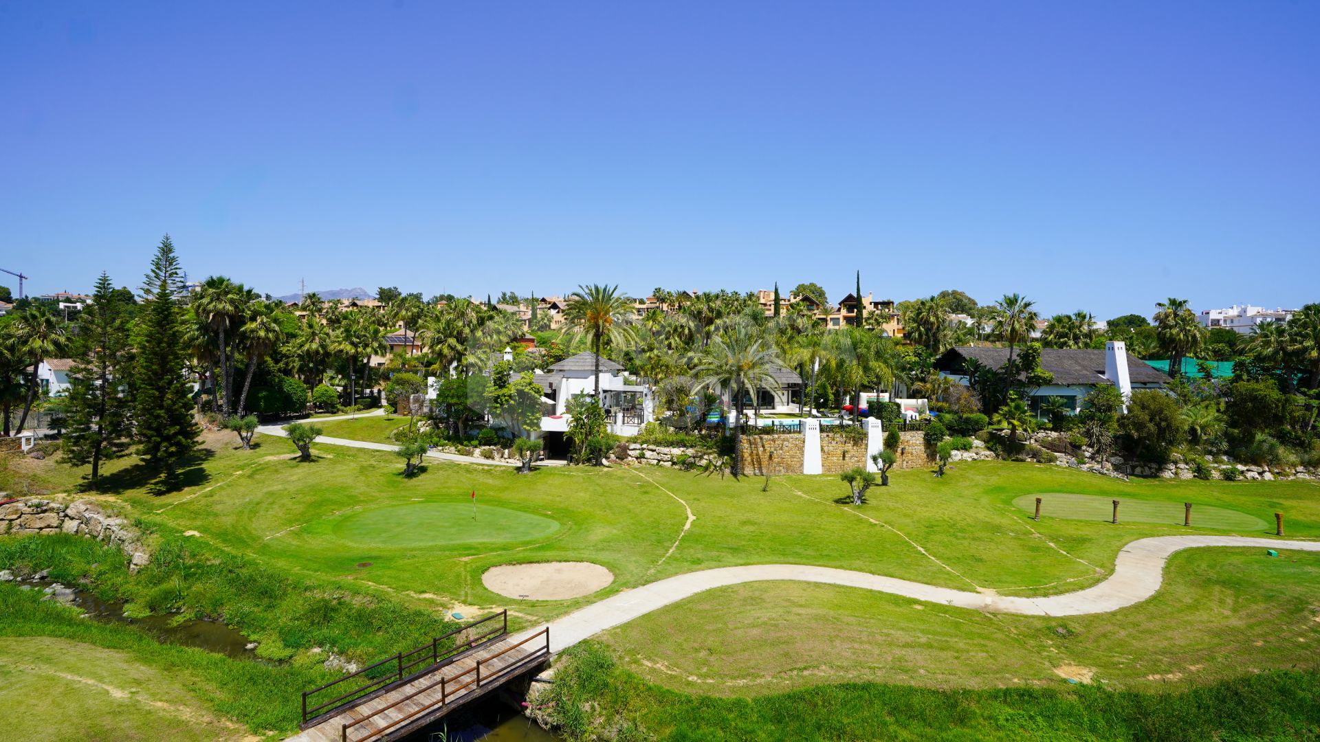 Luxury Five-Bedroom Villa with Private Pool for Long-Term Rental