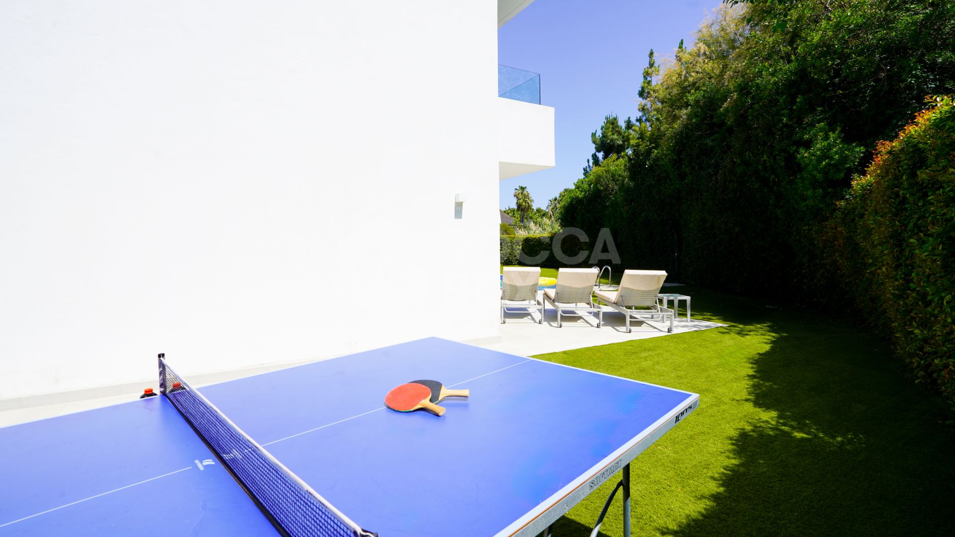Luxury Five-Bedroom Villa with Private Pool for Long-Term Rental