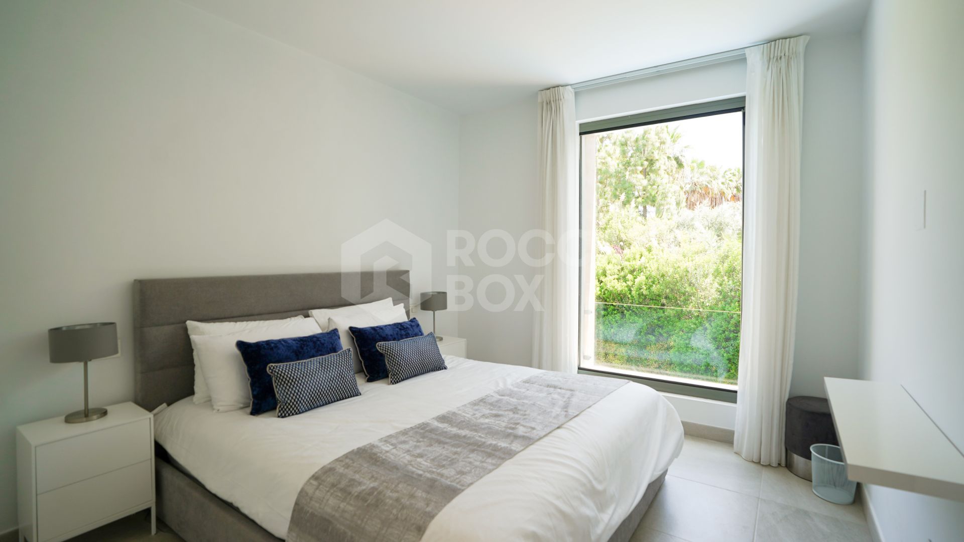 Luxury Five-Bedroom Villa with Private Pool for Long-Term Rental