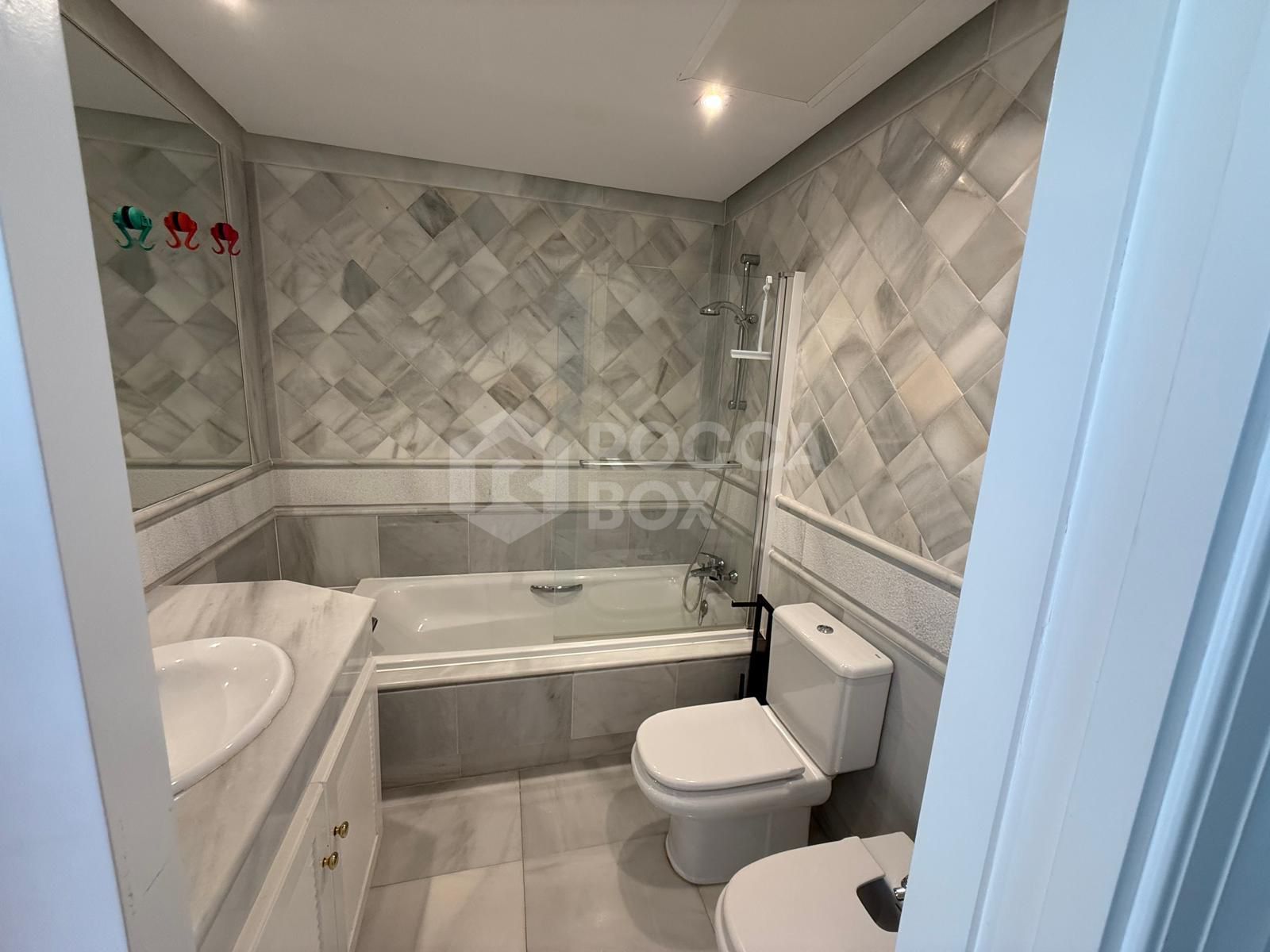 Luxury Beachfront Apartment with Panoramic Views in Prime Location