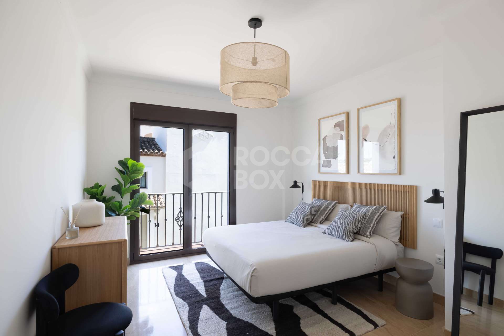 Fully Renovated 3-Bedroom Townhouse with Sea & Golf Views in Estepona