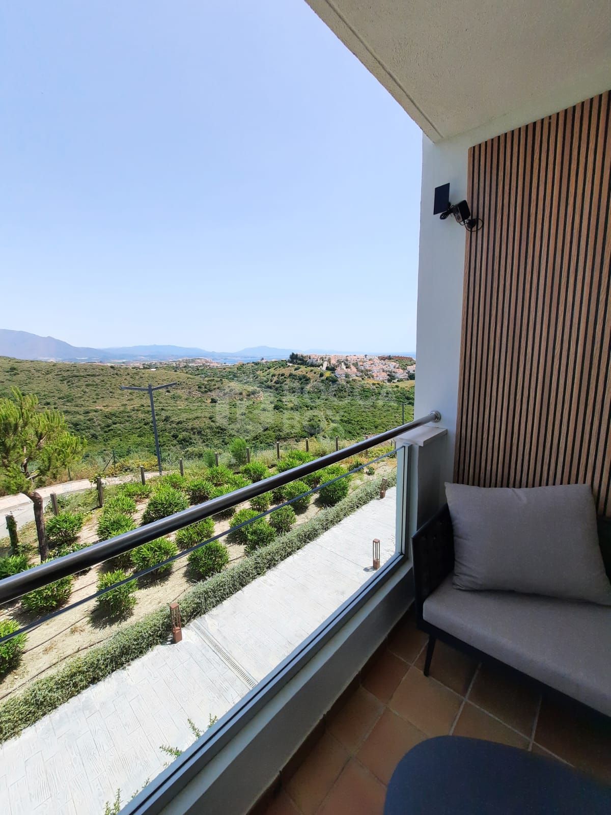 Elegant Luxury Apartment with Sea and Mountain Views – Long Term Rental Opportunity