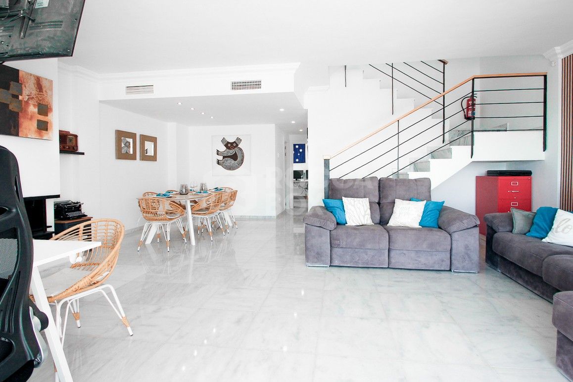 Exclusive 4 Bedroom Townhouse with Panoramic Views and Private Office.