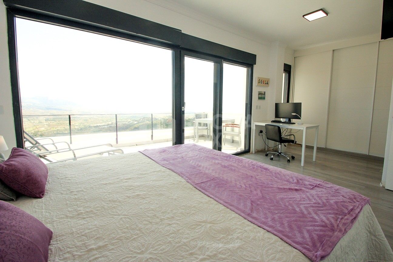 Exclusive 4 Bedroom Townhouse with Panoramic Views and Private Office.
