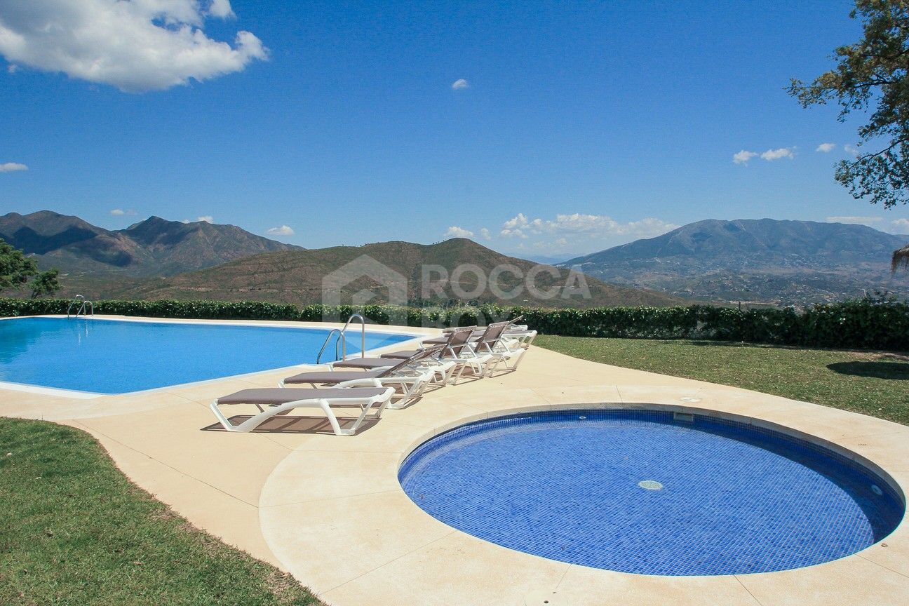 Exclusive 4 Bedroom Townhouse with Panoramic Views and Private Office.