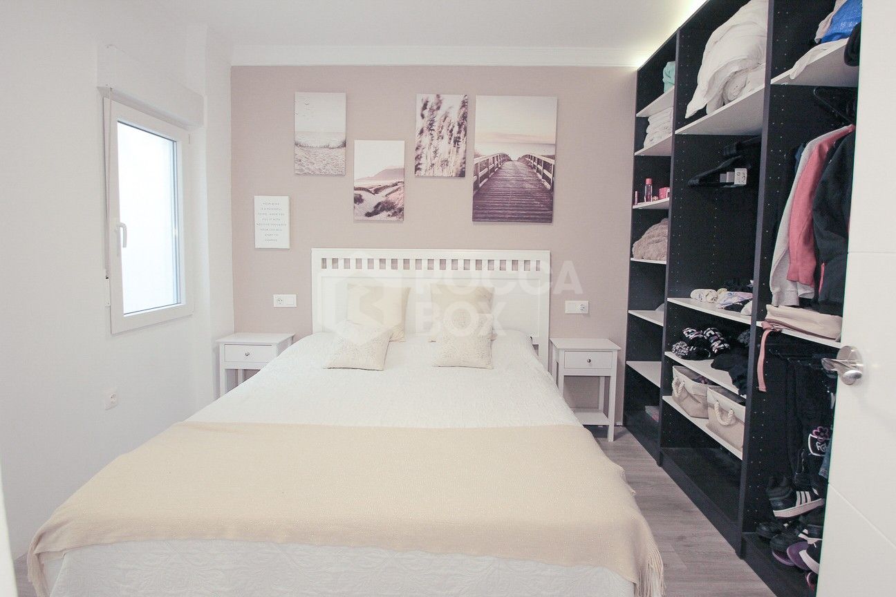 Exclusive 4 Bedroom Townhouse with Panoramic Views and Private Office.