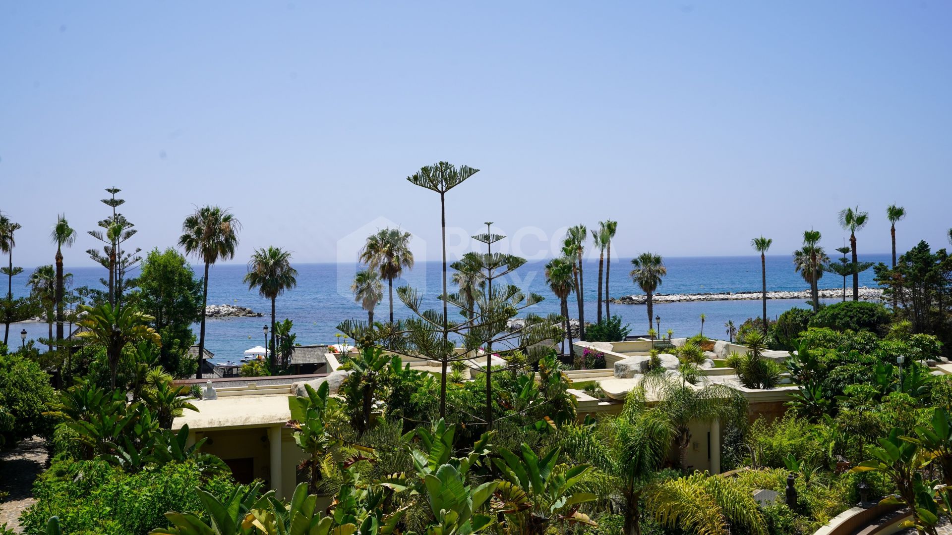Exquisite Front Line Beach Luxury Apartment with Panoramic Sea Views and Prime Amenities