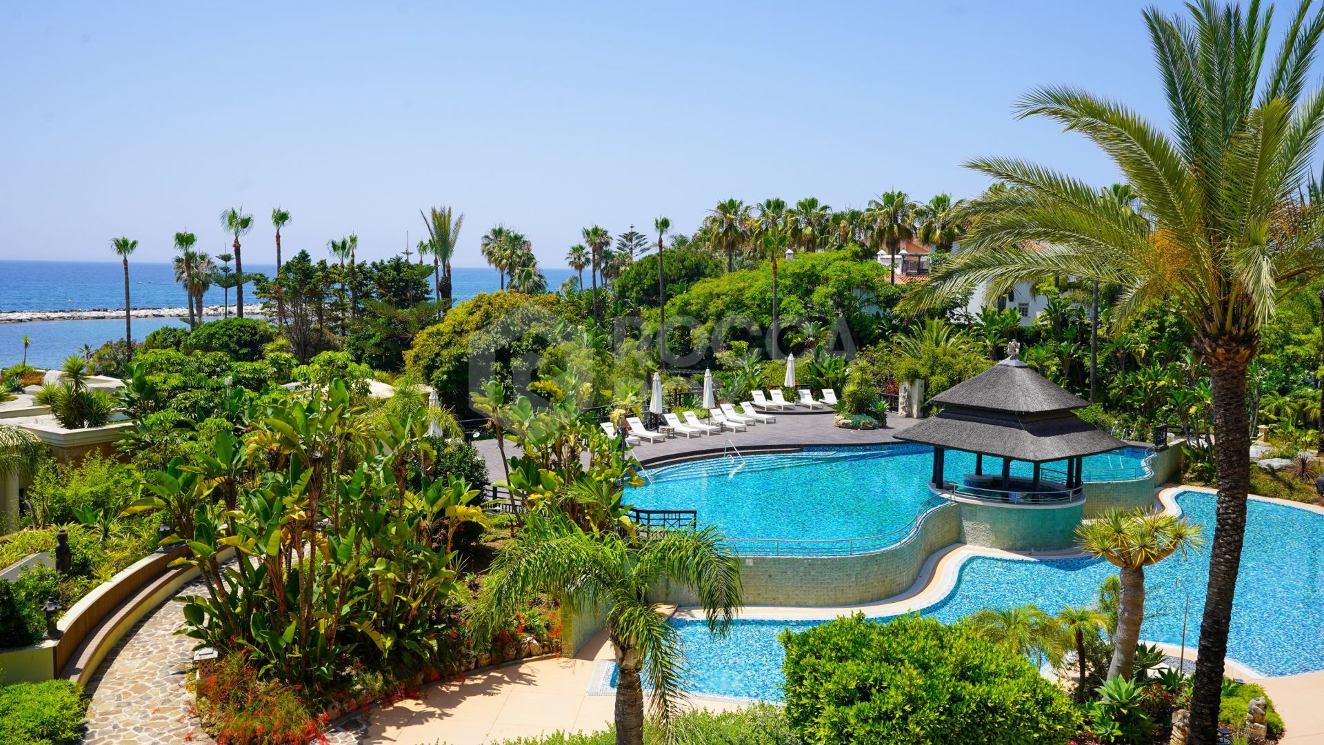 Exquisite Front Line Beach Luxury Apartment with Panoramic Sea Views and Prime Amenities