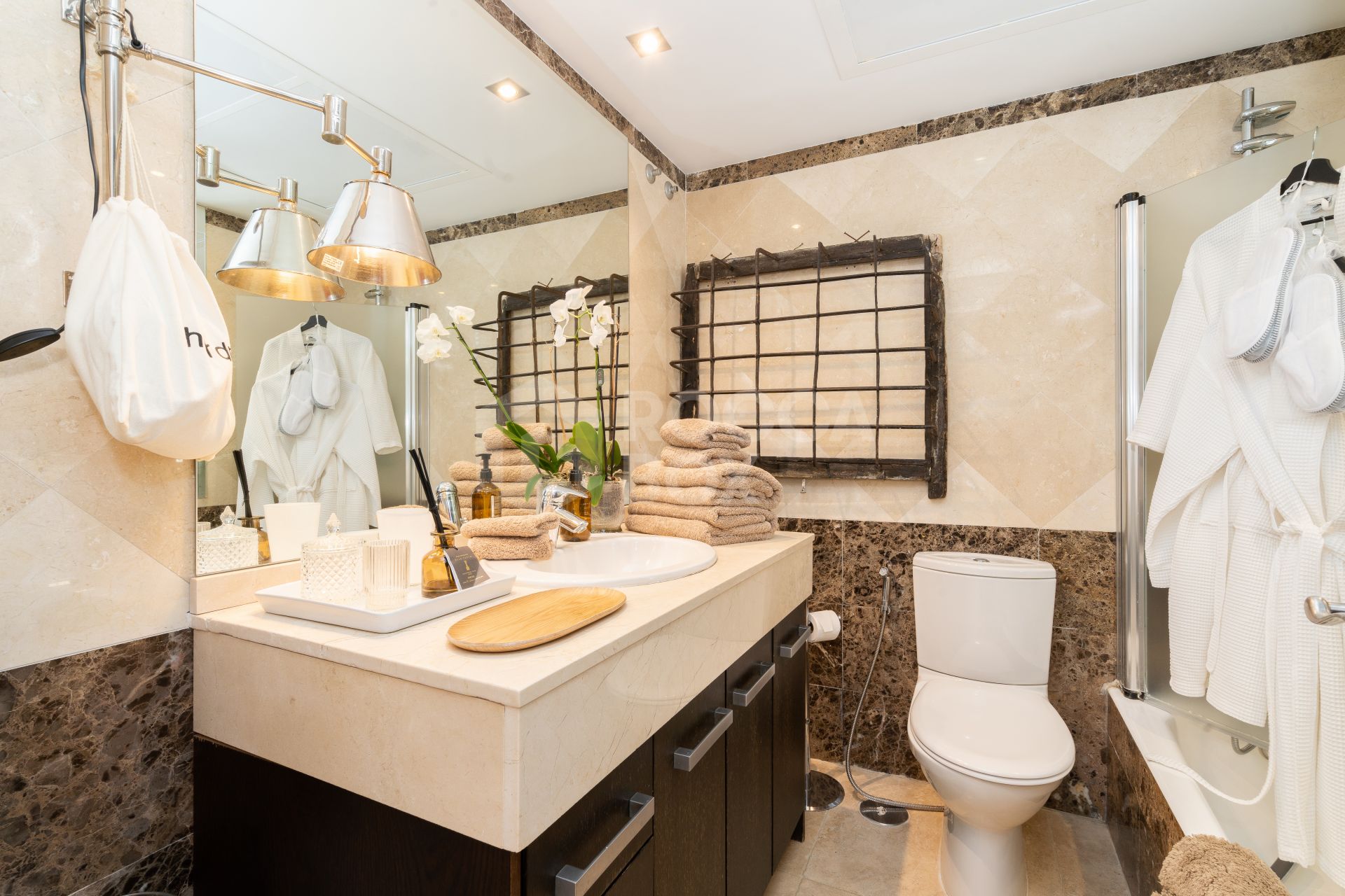 Amazing Luxury Townhouse in Guadalmina Alta – Front Line Golf