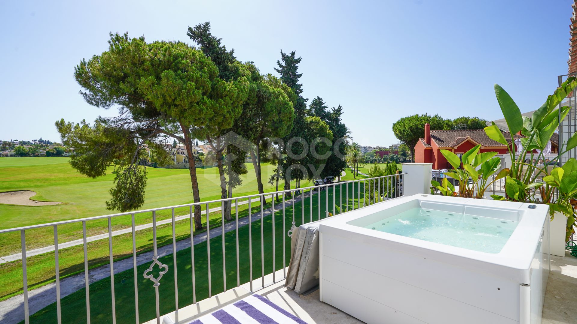 Amazing Luxury Townhouse in Guadalmina Alta – Front Line Golf