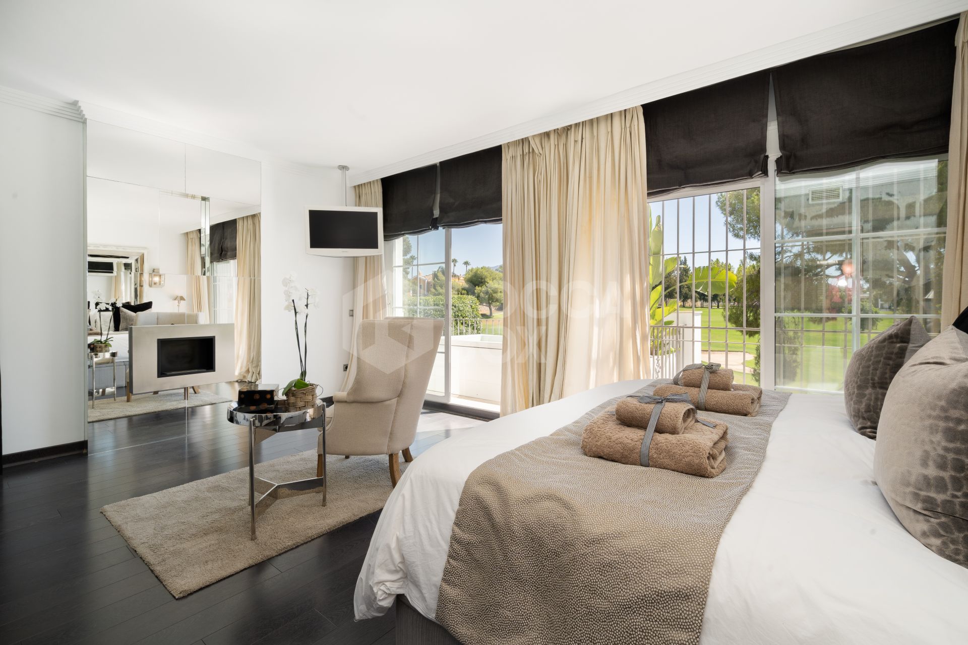 Amazing Luxury Townhouse in Guadalmina Alta – Front Line Golf