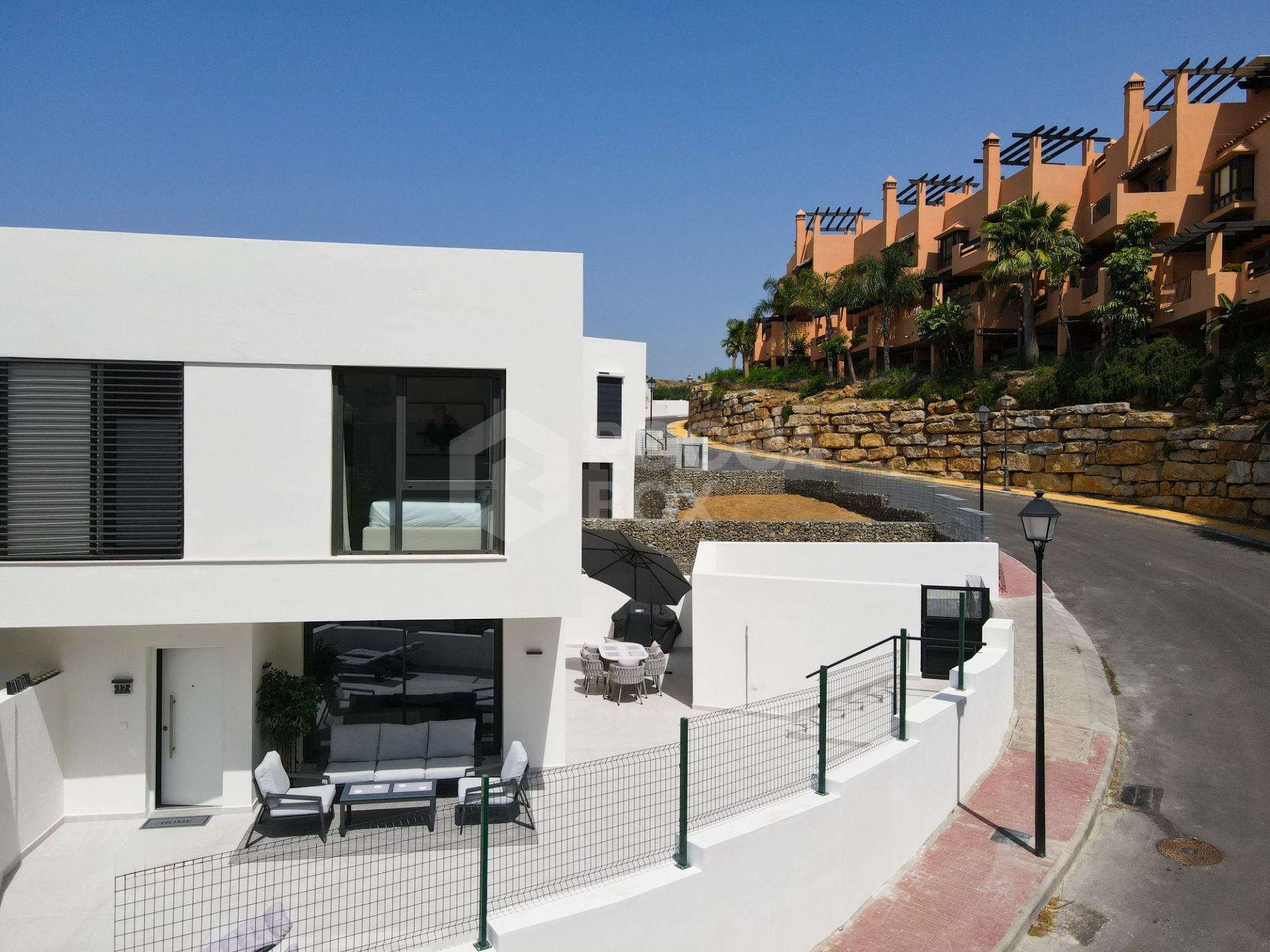 Modern 3-Bedroom Semi-Detached Home in Alya Mijas – Available for Short & Long-Term Rent