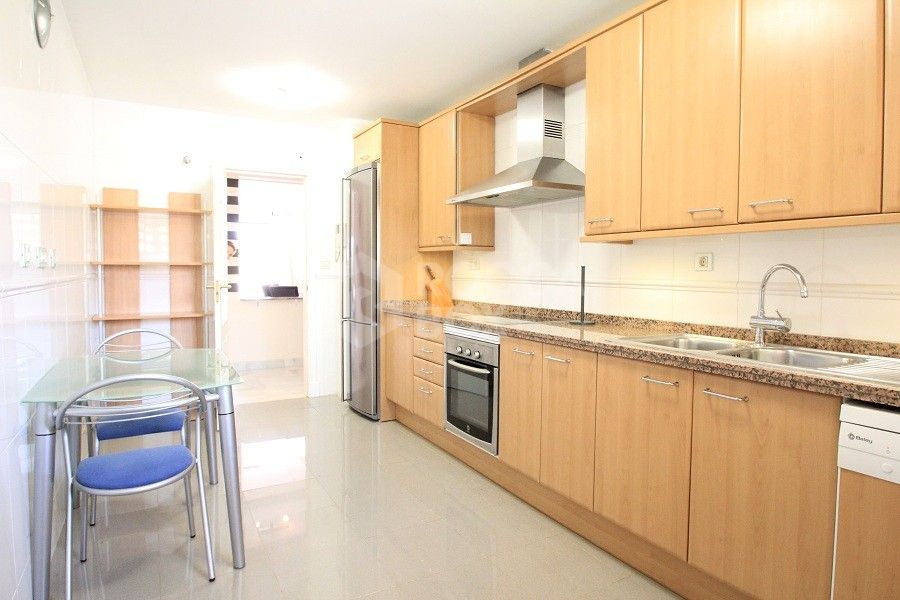 Exclusive Apartment for long season, 2 Bedrooms near the sea.