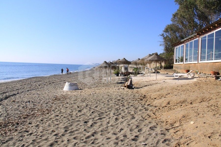 Exclusive Apartment for long season, 2 Bedrooms near the sea.