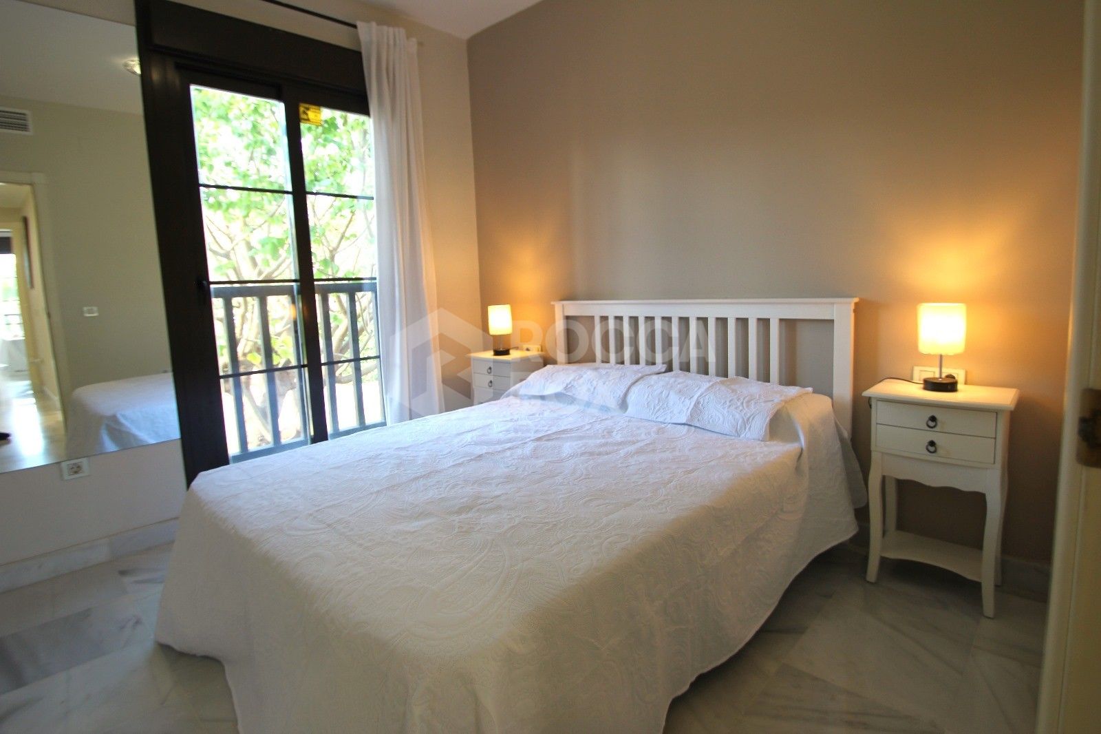 Exclusive Apartment for long season, 2 Bedrooms near the sea.