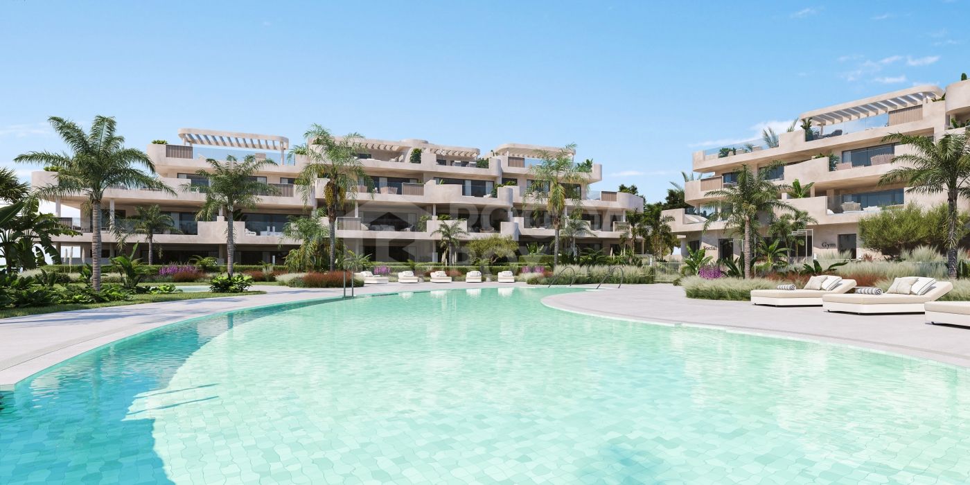 Elegant 2-Bedroom Apartment Just Minutes from the Beach