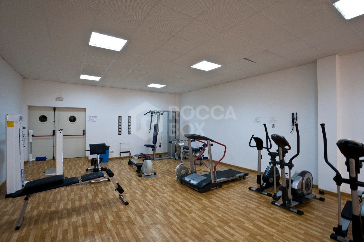Semi-detached house for long-term rental – Golden Mile, Marbella.