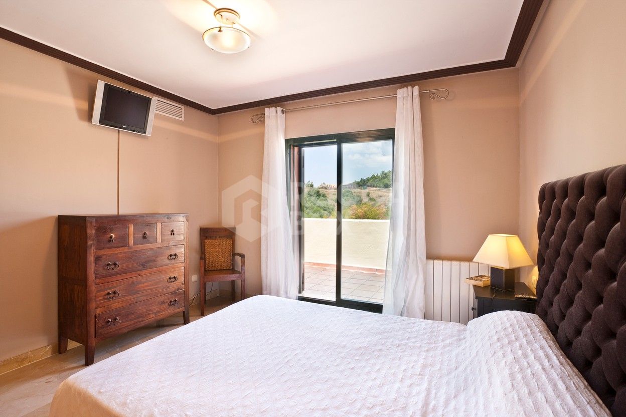 Semi-detached house for long-term rental – Golden Mile, Marbella.