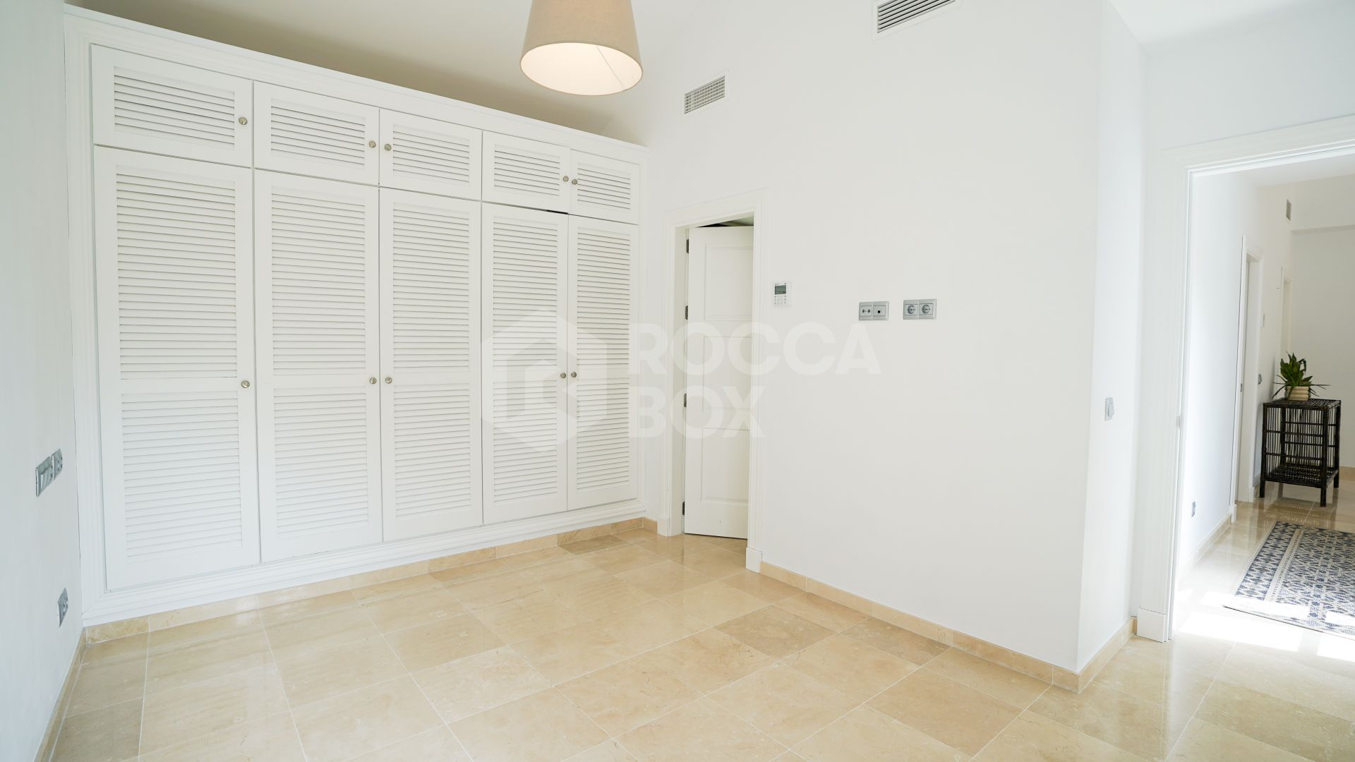 Casa Mar y Cielo - Traditional Villa in El Madroñal for Long Term Rent.