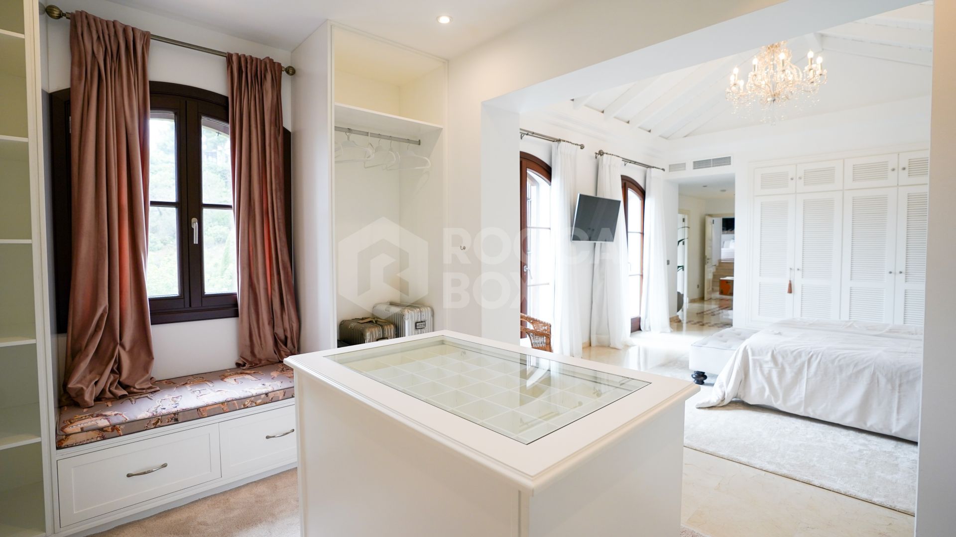 Casa Mar y Cielo - Traditional Villa in El Madroñal for Long Term Rent.