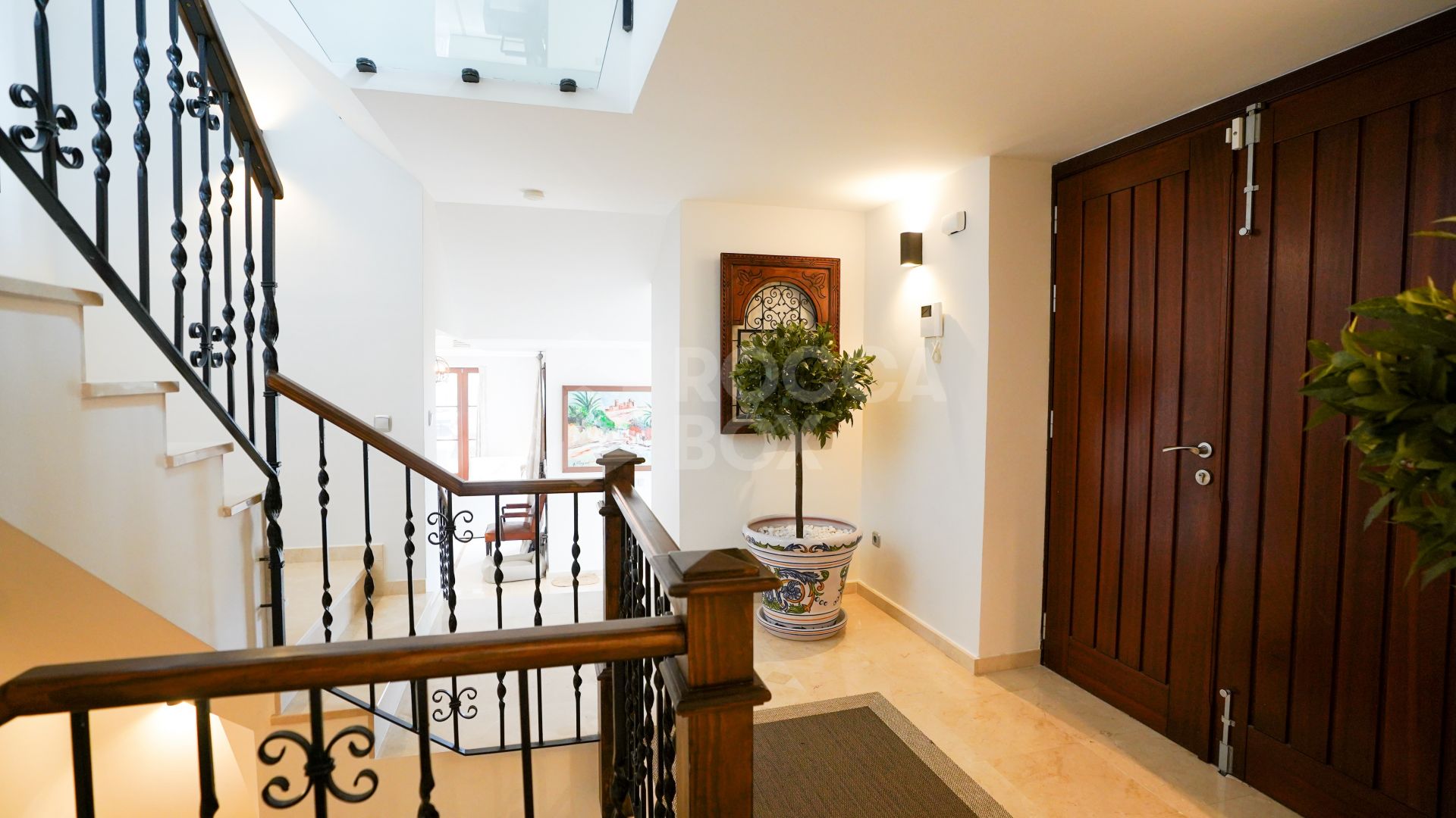 Casa Mar y Cielo - Traditional Villa in El Madroñal for Long Term Rent.