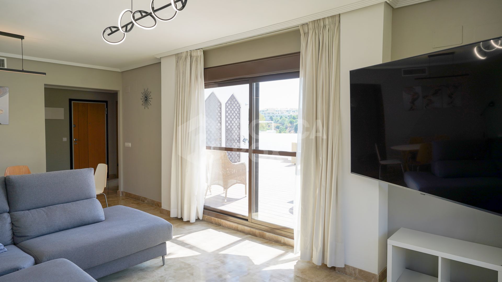 Exclusive 3 Bedroom Apartment with Pool and Pista de Pádel.