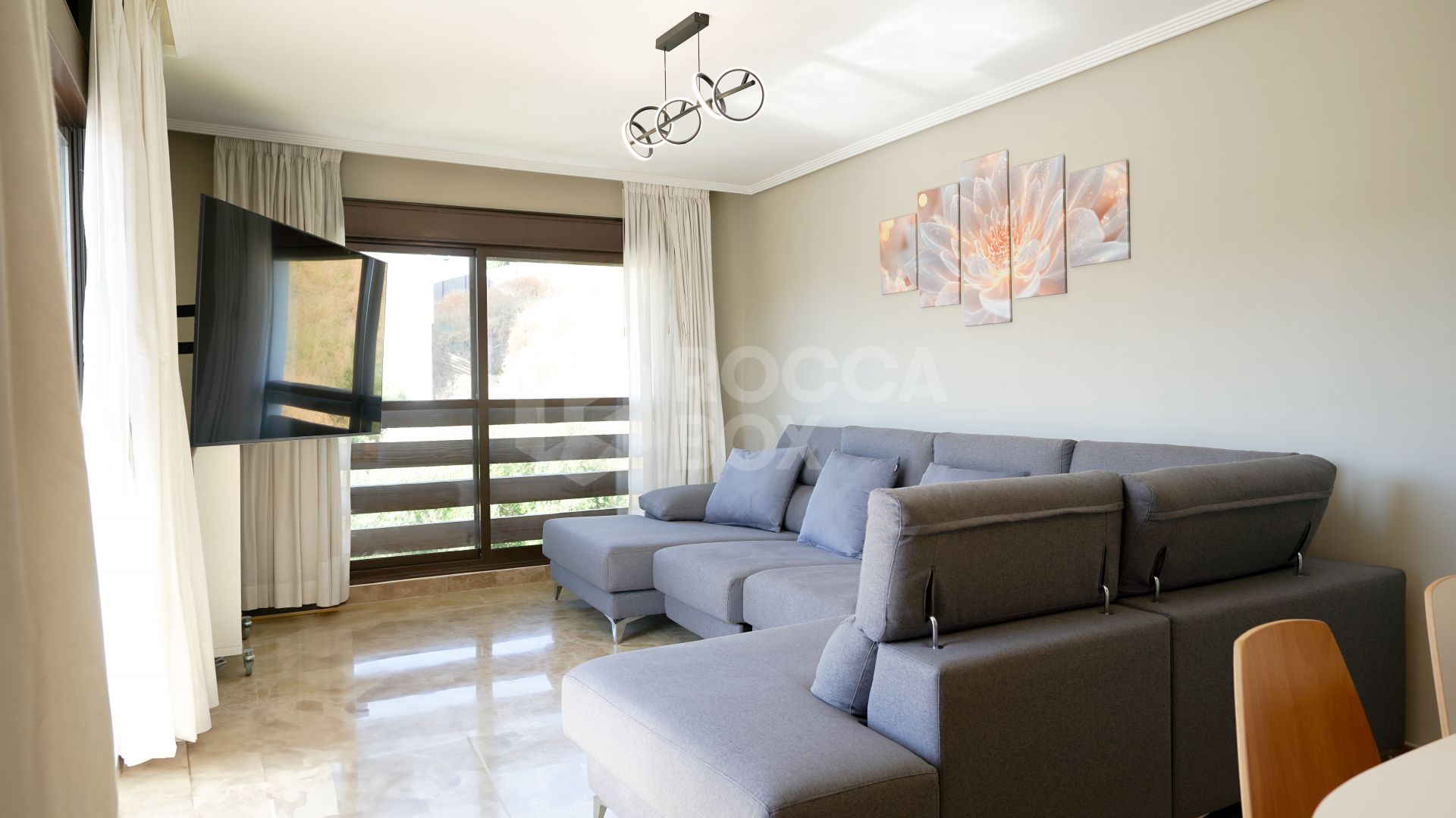 Exclusive 3 Bedroom Apartment with Pool and Pista de Pádel.