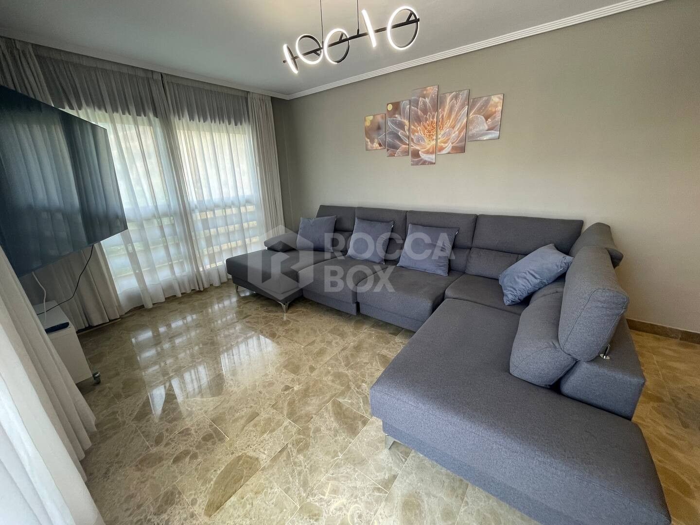 Exclusive 3 Bedroom Apartment with Pool and Pista de Pádel.