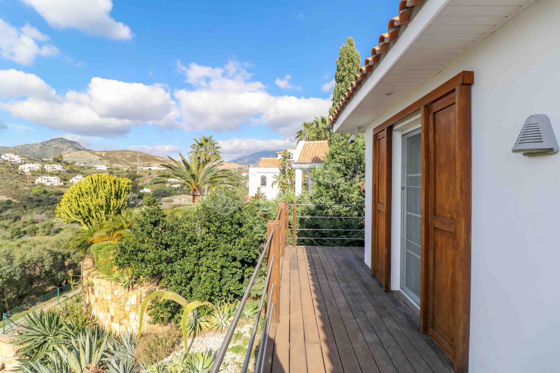 Charming One-Level Villa with Panoramic Sea & Mountain Views
