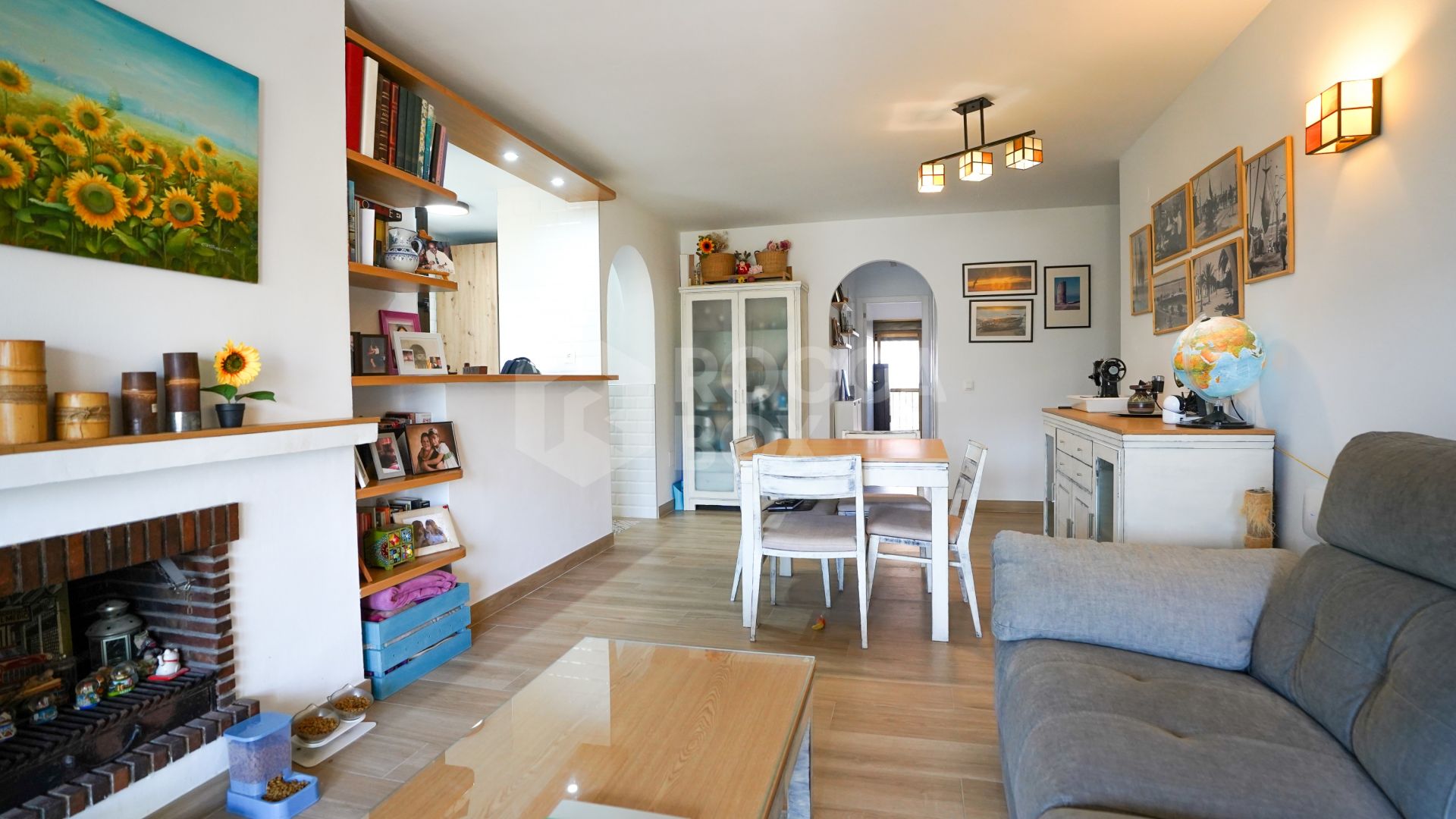 Two-Bedroom Apartment with Mountain Views