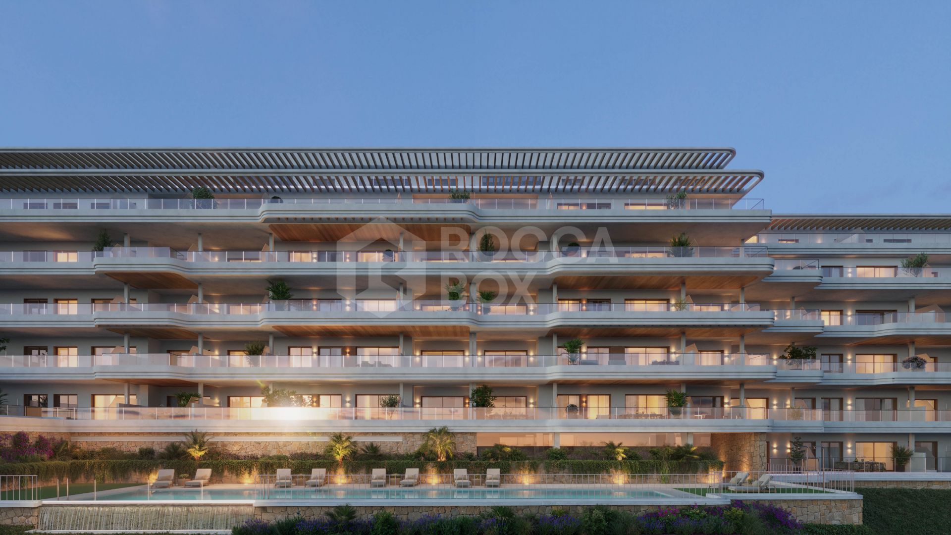 Luxury New Build Apartment with Panoramic Views and Prime Location