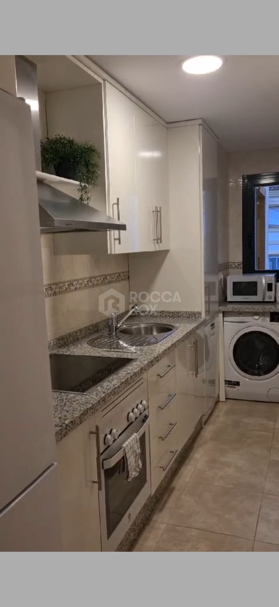 2 bedroom Apartment in San Pedro de Alcántara, Costa del Sol