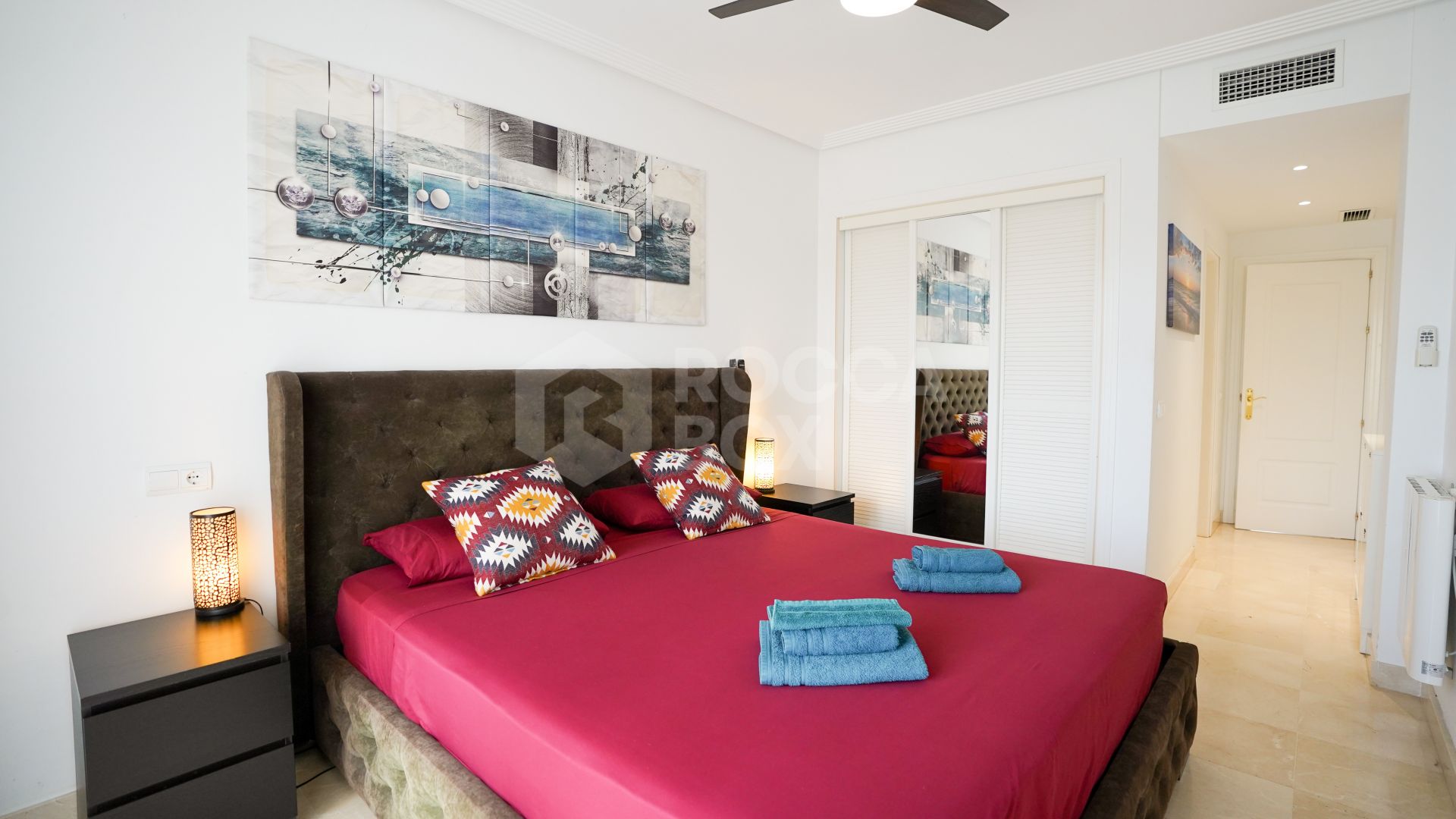 Apartment with Countryside Views, Terrace & Pool Access – Ideal Holiday Home or Investment