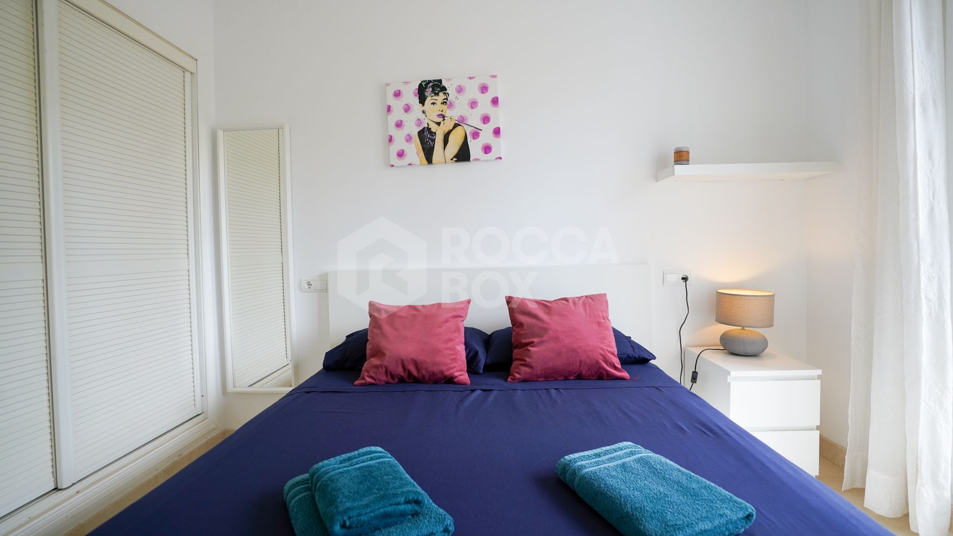 Apartment with Countryside Views, Terrace & Pool Access – Ideal Holiday Home or Investment