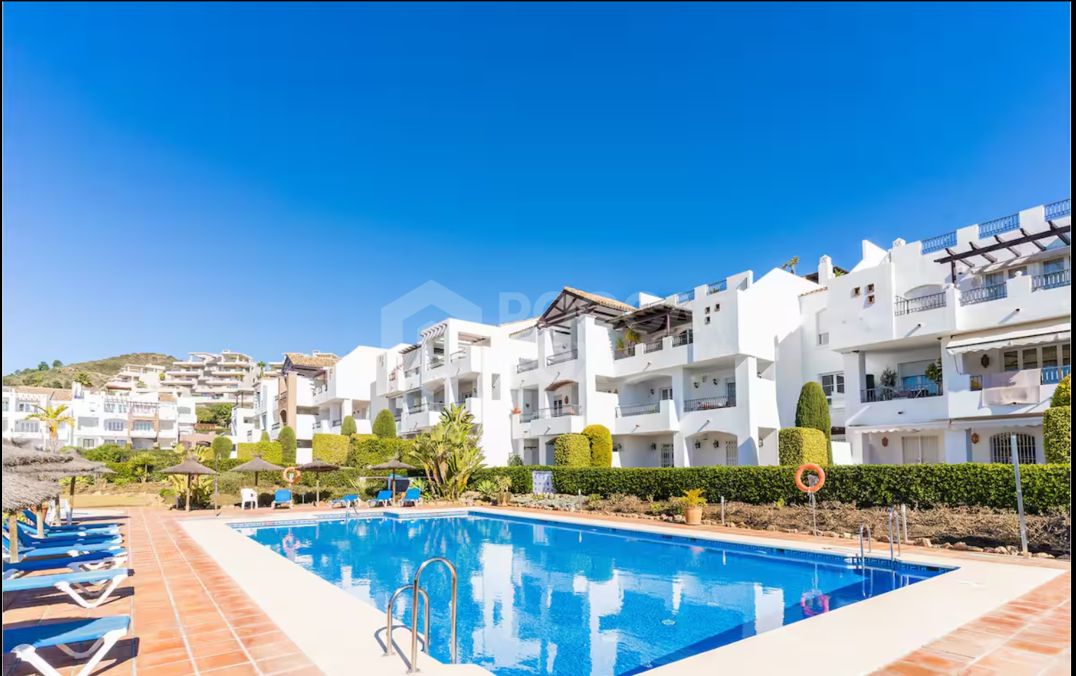 Apartment with Countryside Views, Terrace & Pool Access – Ideal Holiday Home or Investment