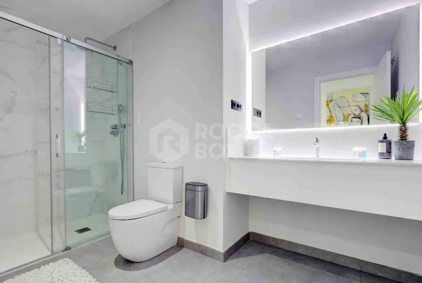 Contemporary Ground Floor Apartment in Prime Estepona Location